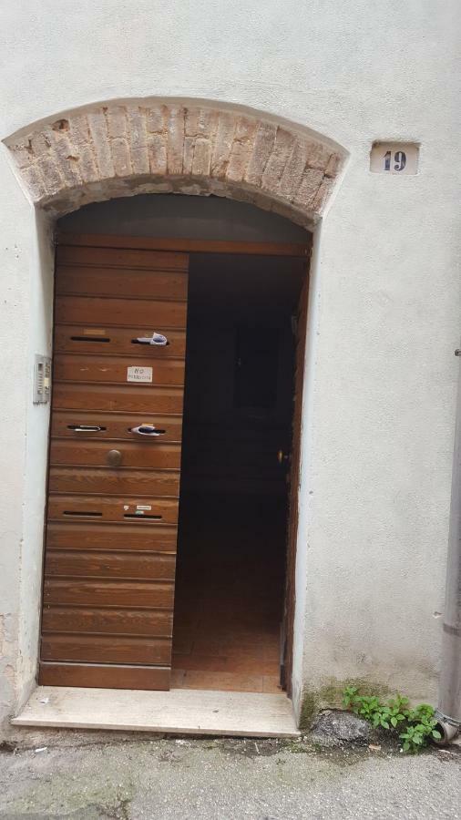Via della Posterna Spoleto Exterior foto