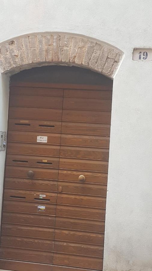 Via della Posterna Spoleto Exterior foto